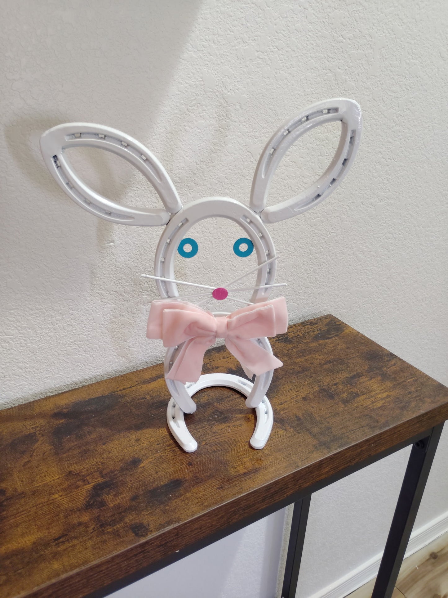 Horseshoe Easter Bunny Rabbit