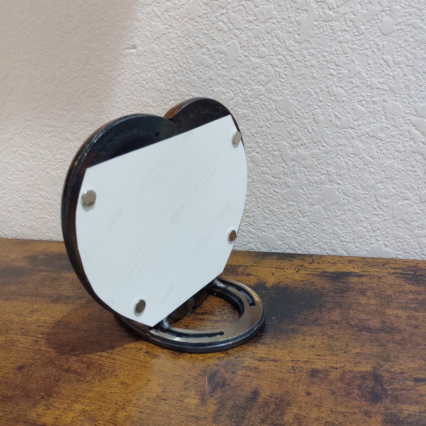 Horseshoe Heart Picture Frame (one picture)
