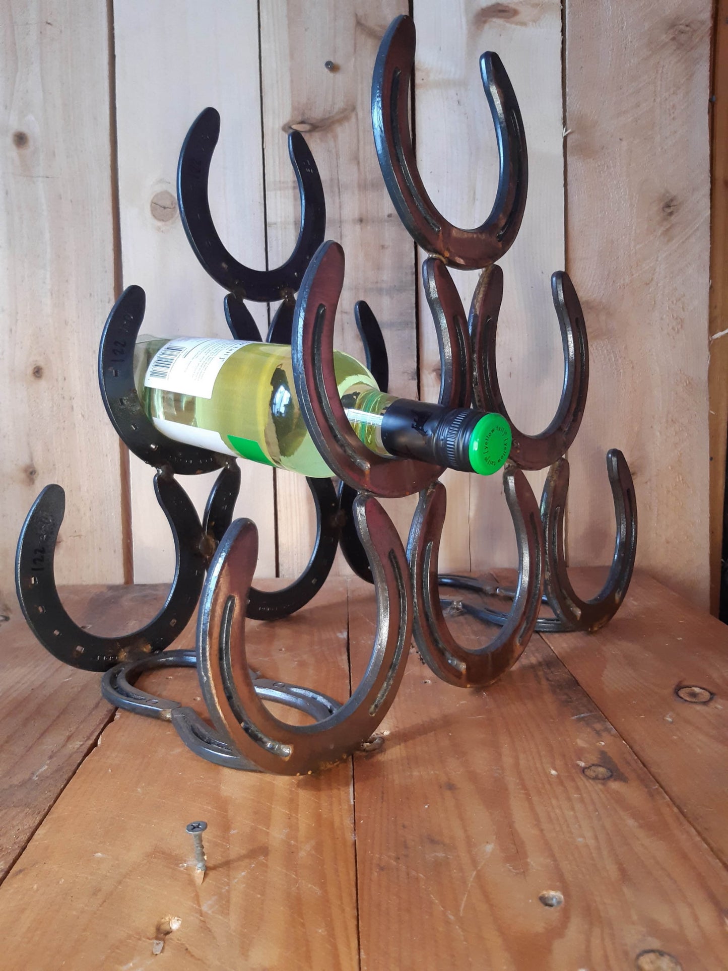 Horseshoe Six Wine Bottle Holder Rack