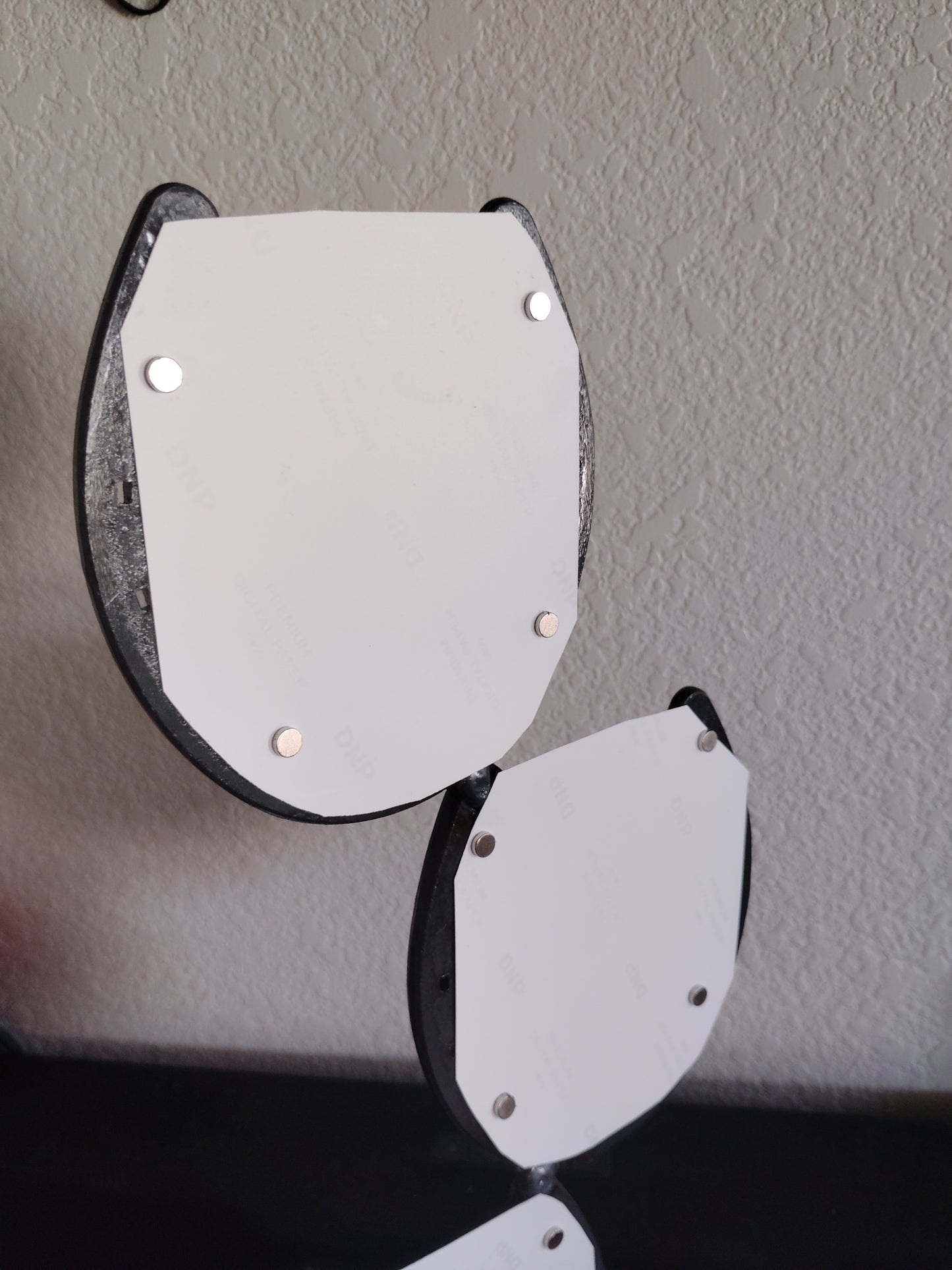 Horseshoe Picture Frame - ( 3 picture vertical version)