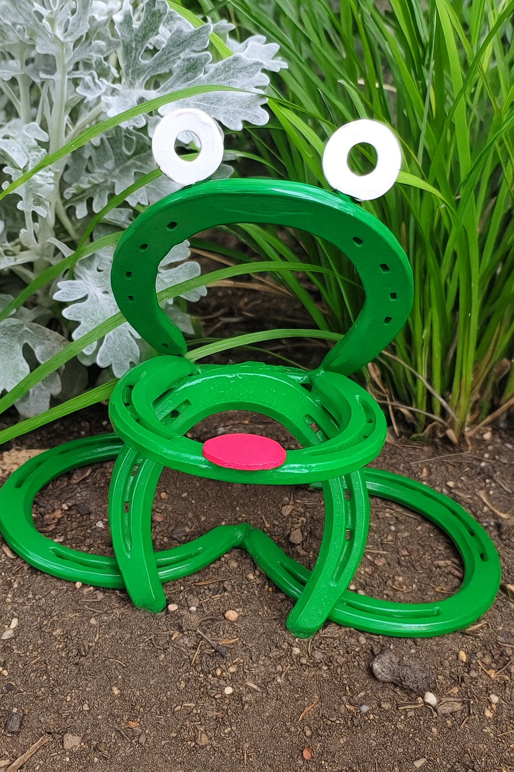 Horseshoe Frog Garden Decor